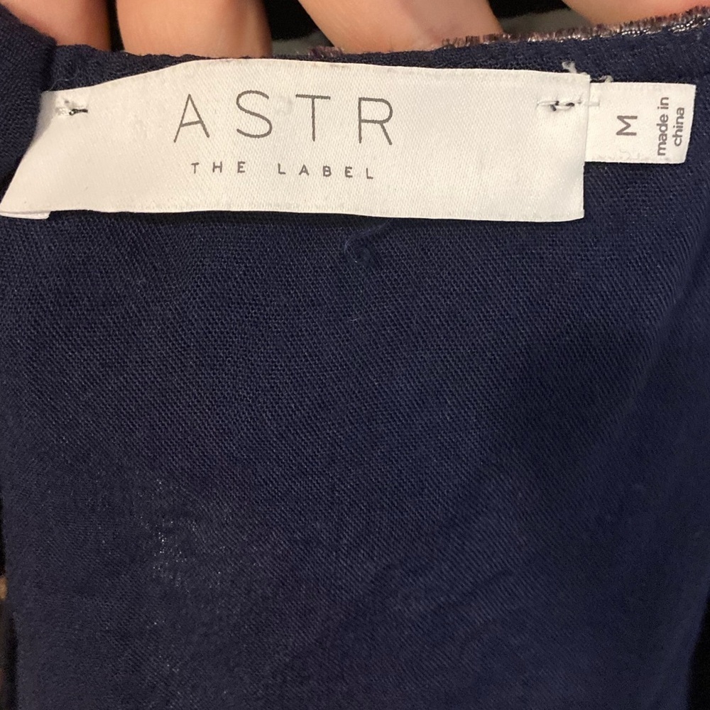 ASTR Revolve Velvet‎ Halter Top - Picture 5 of 7